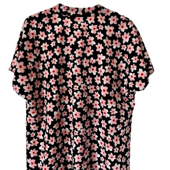 CAbi Black Starflower Harmony Tunic Short Sleeves - M - Picture 8 of 11